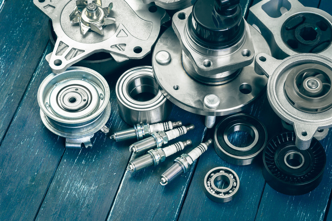 Autoteile und Mechanik